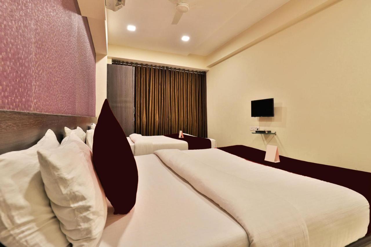 Hotel Royal Rituals Vesu Surat Exterior photo